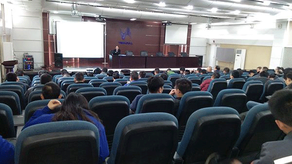 2012年泰富西瑪電機(jī)配套設(shè)計(jì)與技術(shù)交流會(huì)。