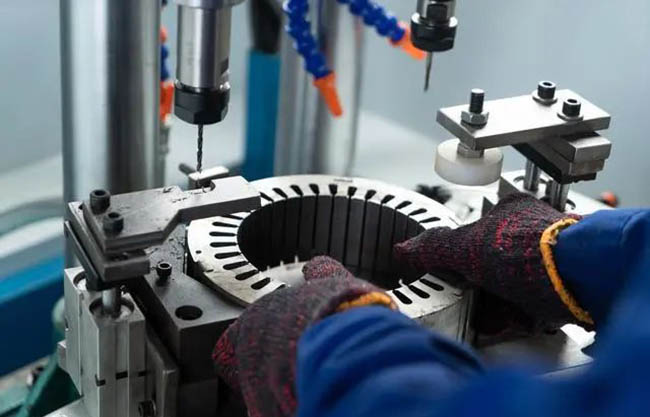 3種減輕電機重量和提高效率的方法？